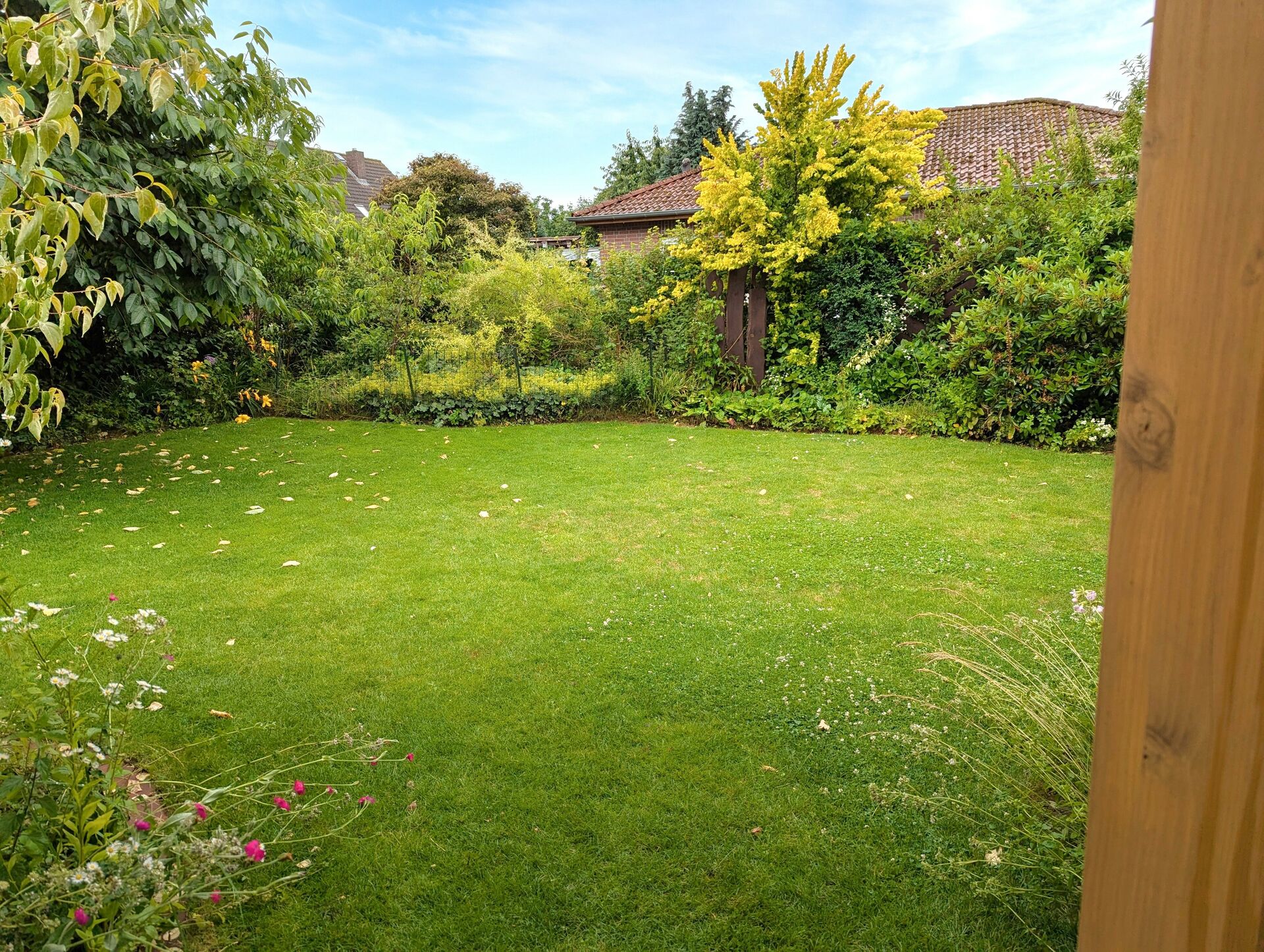 Einfach hin und weg: Viel Platz mit schönem Garten in Natendorf