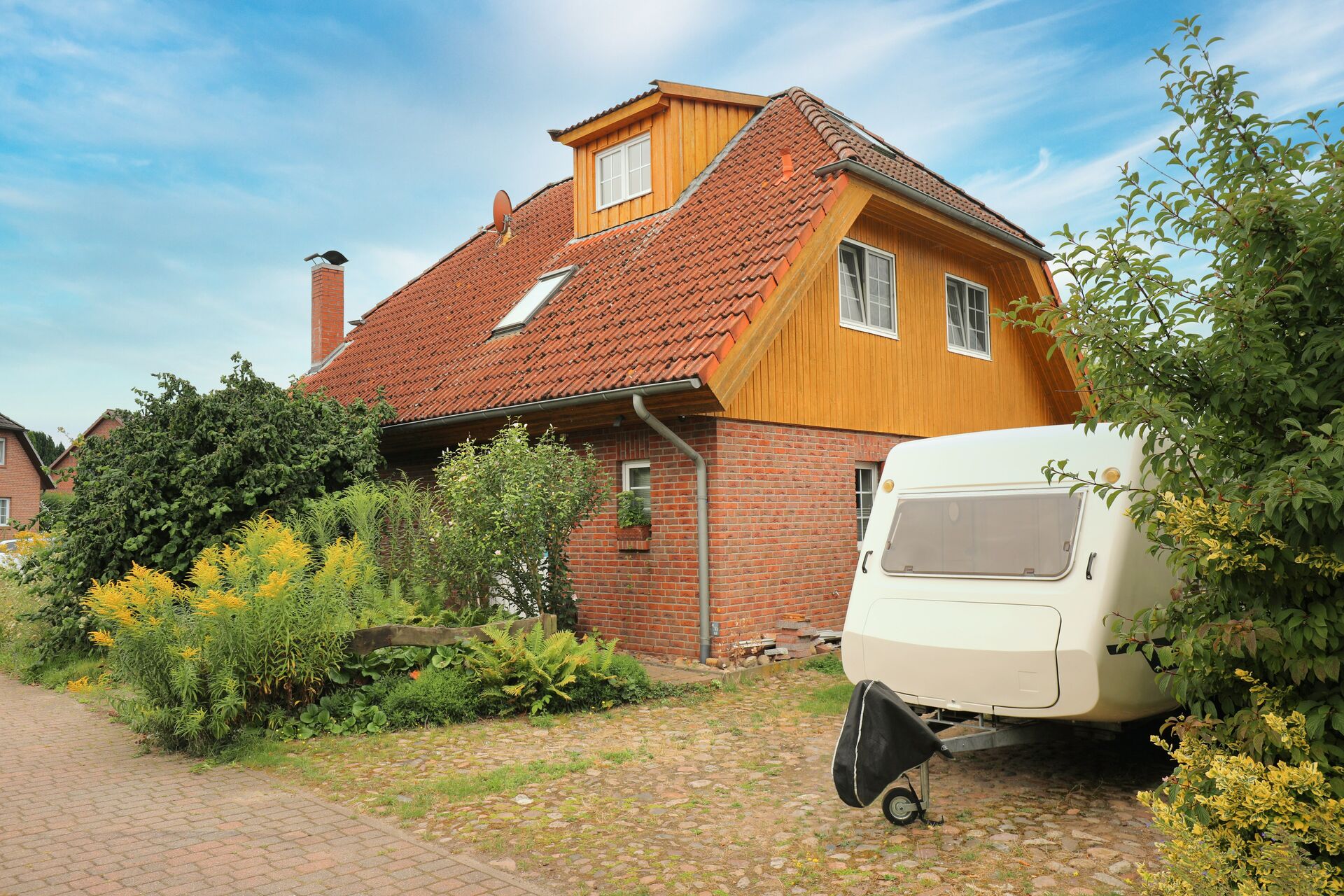 Einfach hin und weg: Viel Platz mit schönem Garten in Natendorf